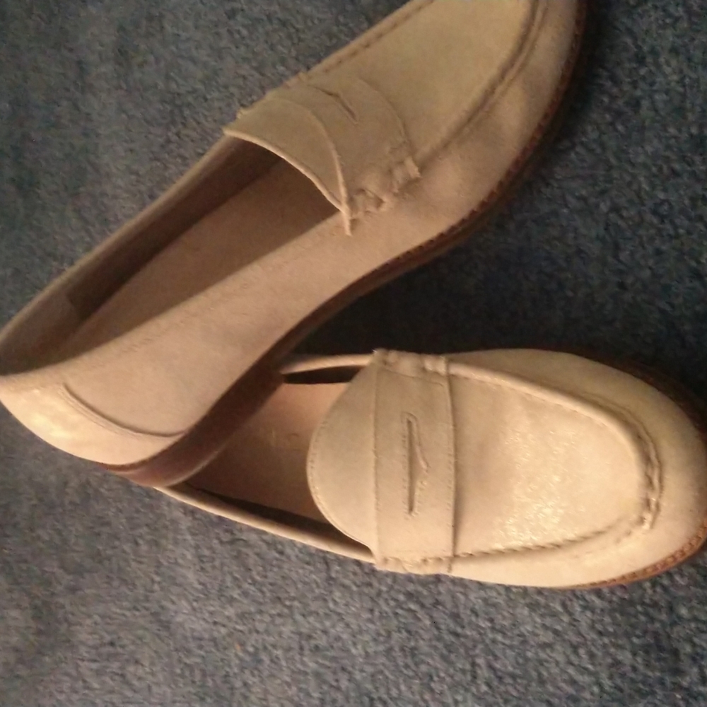 VIONIC loafers